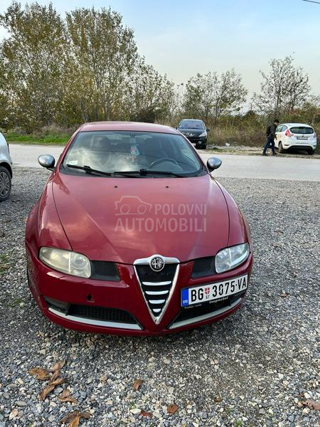 Alfa Romeo GT Q 2