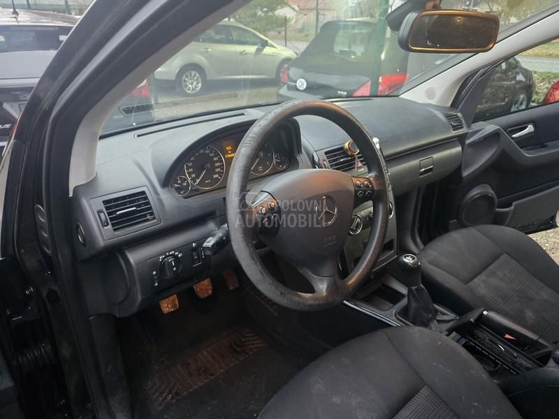 Mercedes Benz A 160 BlueEco