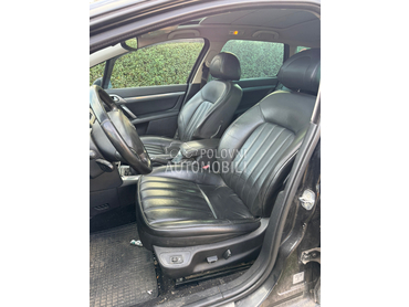 sedista kozna 407sw za Peugeot 407