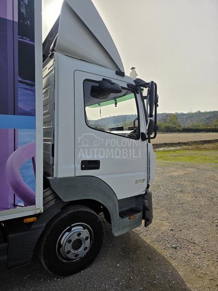 Mercedes Benz atego 818
