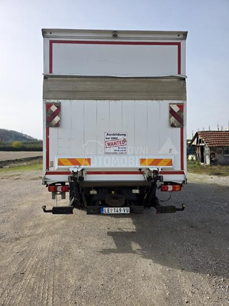 Mercedes Benz atego 818