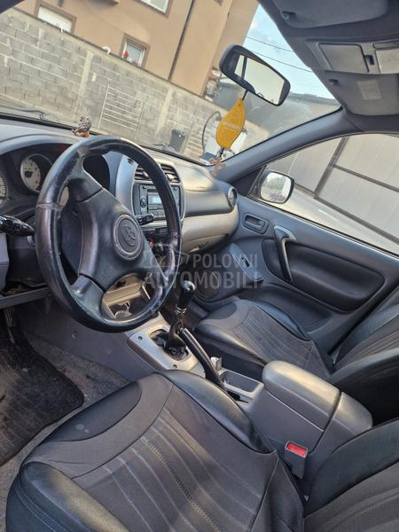 Toyota RAV 4 2.0 vvti