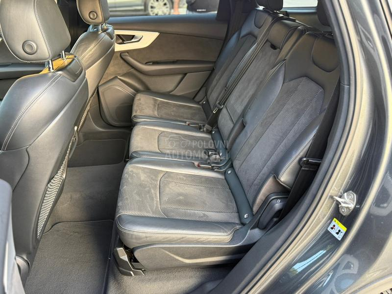 Audi Q7 s line matrix vazduh