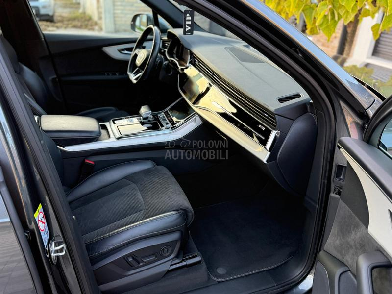 Audi Q7 s line matrix vazduh