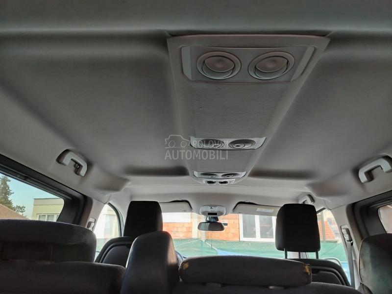 Peugeot Expert 2.0 HDI TRAVELLER