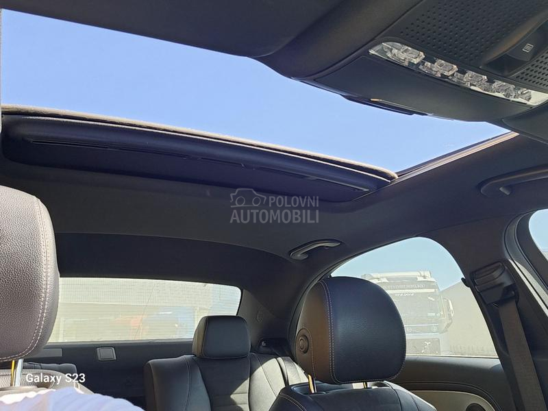 Mercedes Benz E 220 AMG