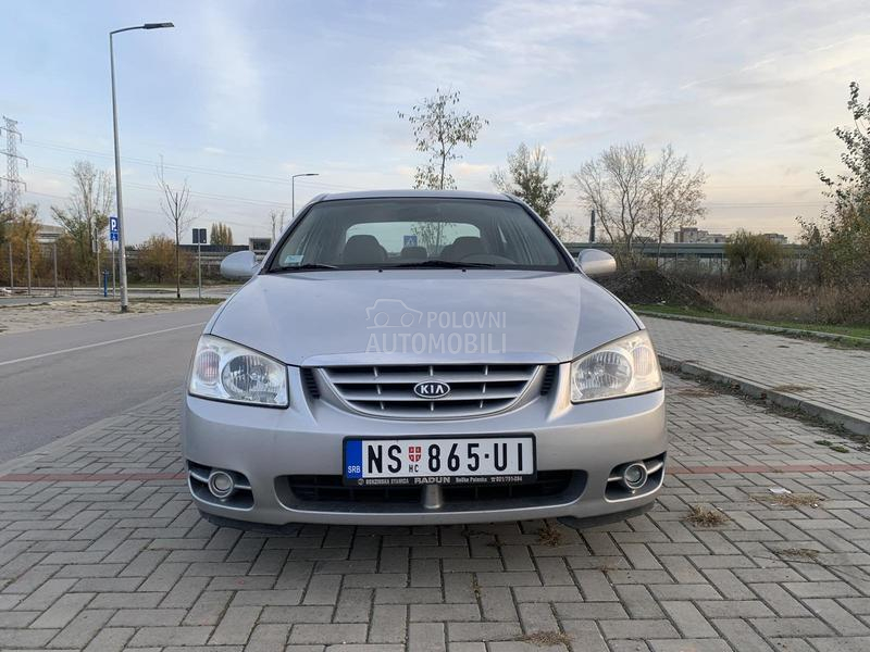 Kia Cerato 2.0 crdi