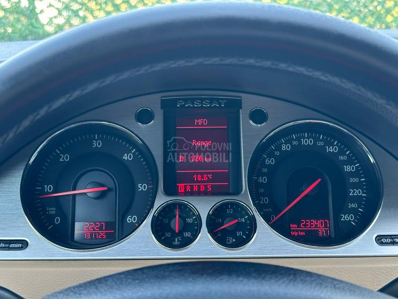 Volkswagen Passat B6 2.0 TDI/DSG/FUL