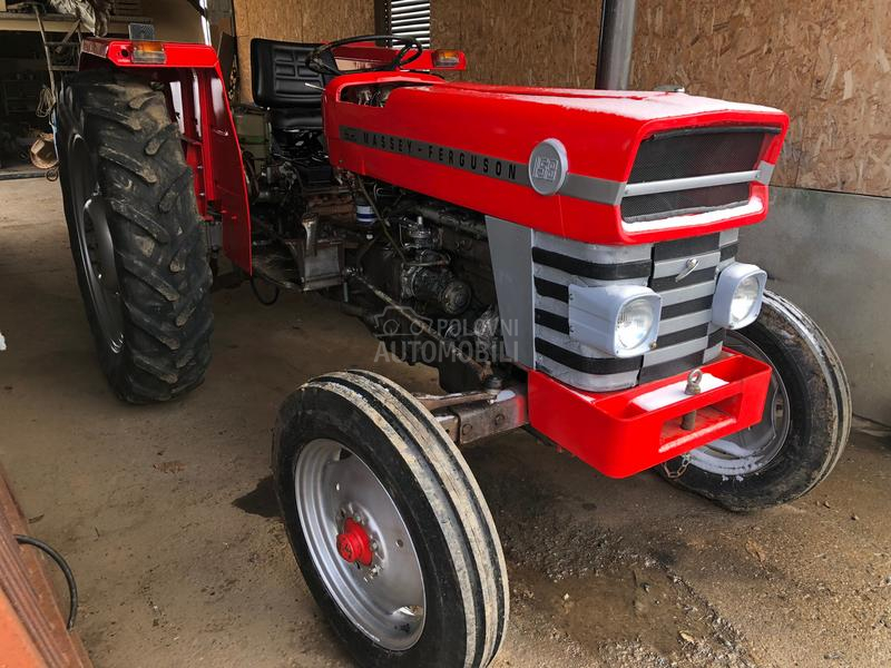 Massey Ferguson 158