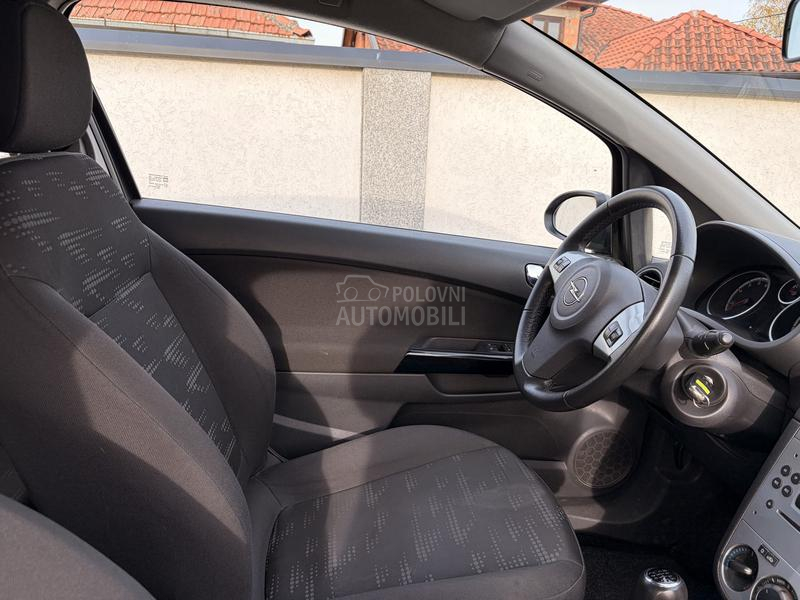 Opel Corsa D 1.2