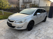 Opel Astra J 
