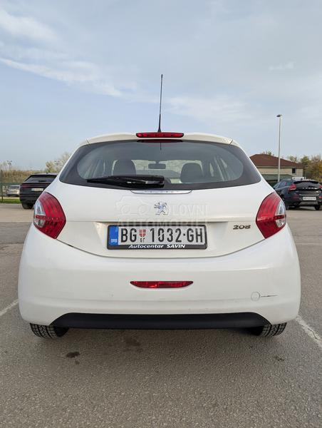 Peugeot 208 1.4 HDi