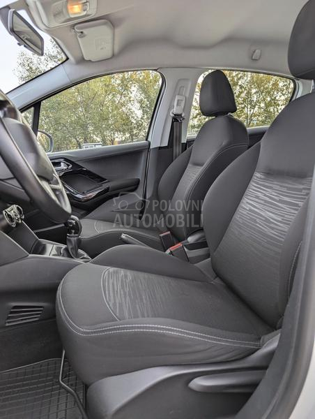 Peugeot 208 1.4 HDi