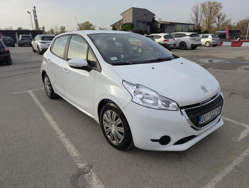 Peugeot 208 1.4 HDi