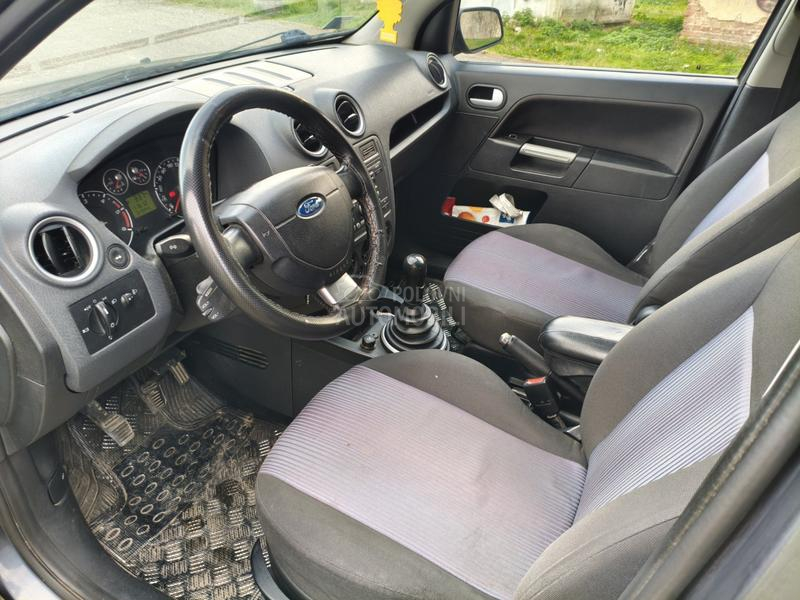 Ford Fusion 1.4 TDCi