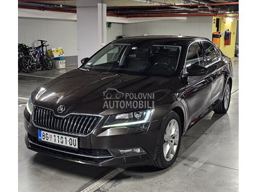 Škoda Superb 1.4 TSI Ambition DSG