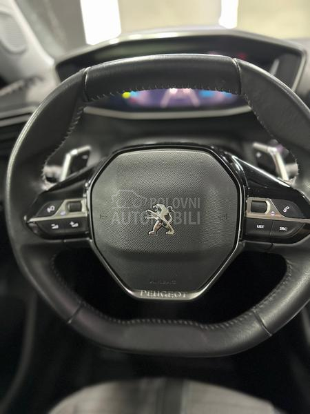 Peugeot 2008 Allure HDi Virtual
