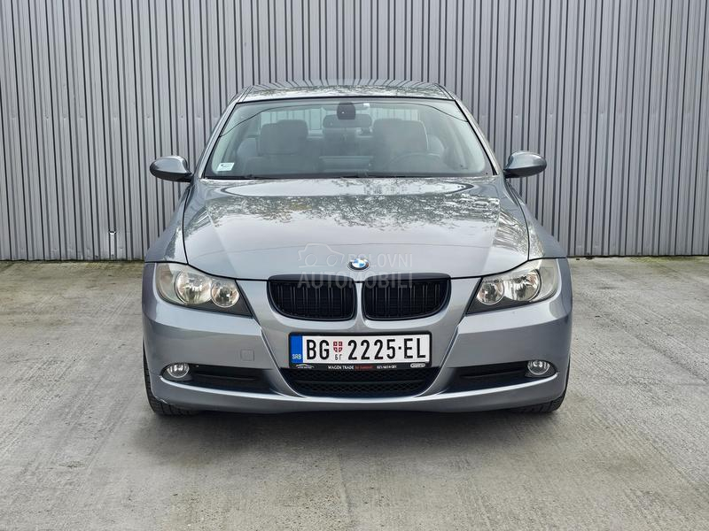 BMW 318 D / N A V I /