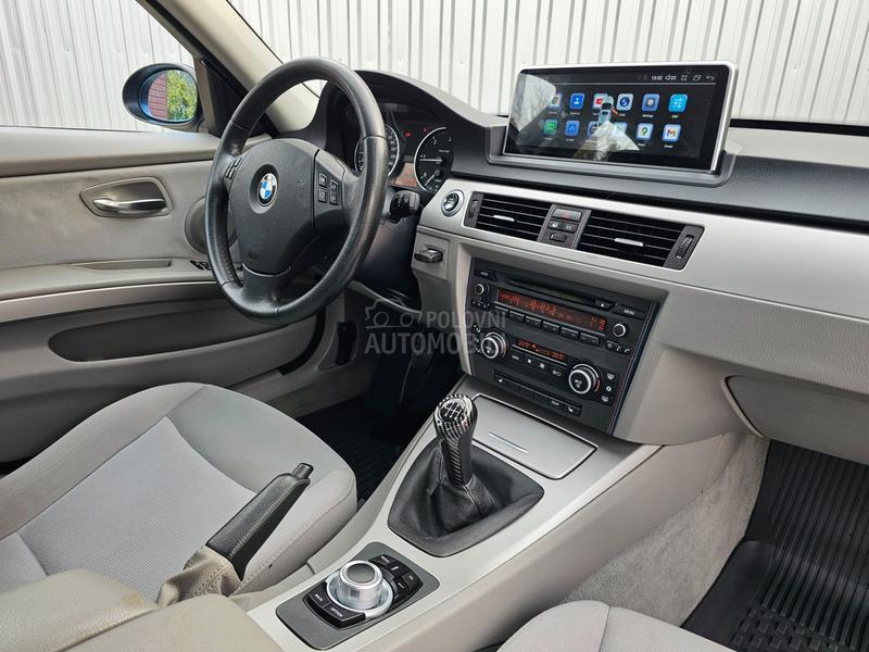 BMW 318 D / N A V I /