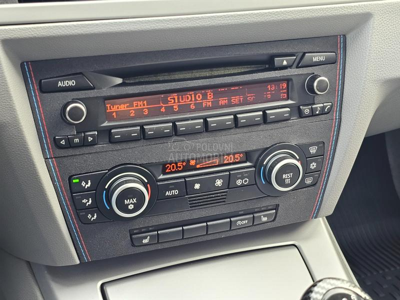 BMW 318 D / N A V I /