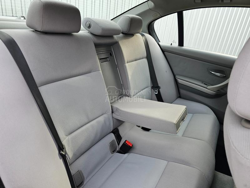 BMW 318 D / N A V I /