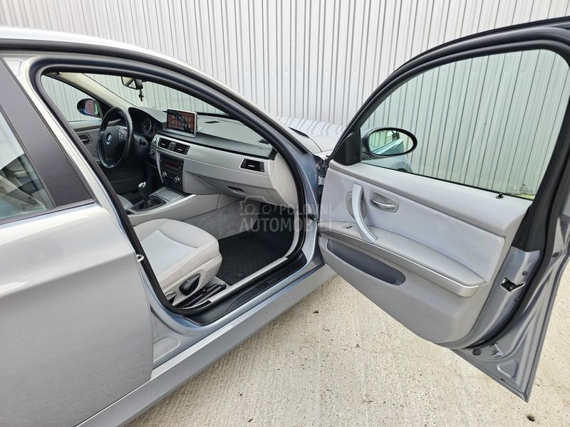 BMW 318 D / N A V I /