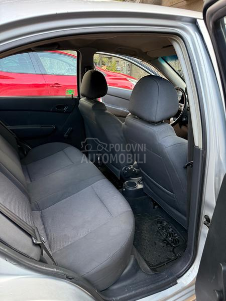 Chevrolet Aveo 1.2