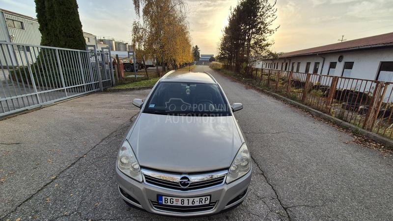 Opel Astra H 