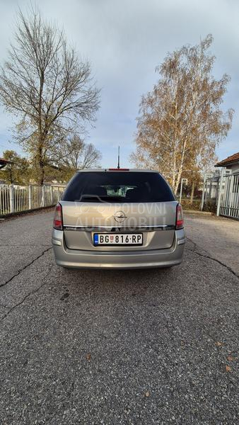 Opel Astra H 