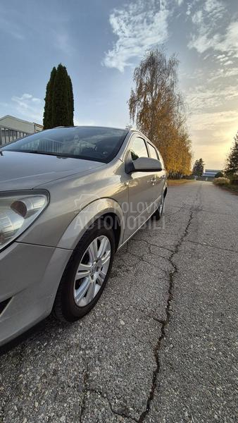 Opel Astra H 