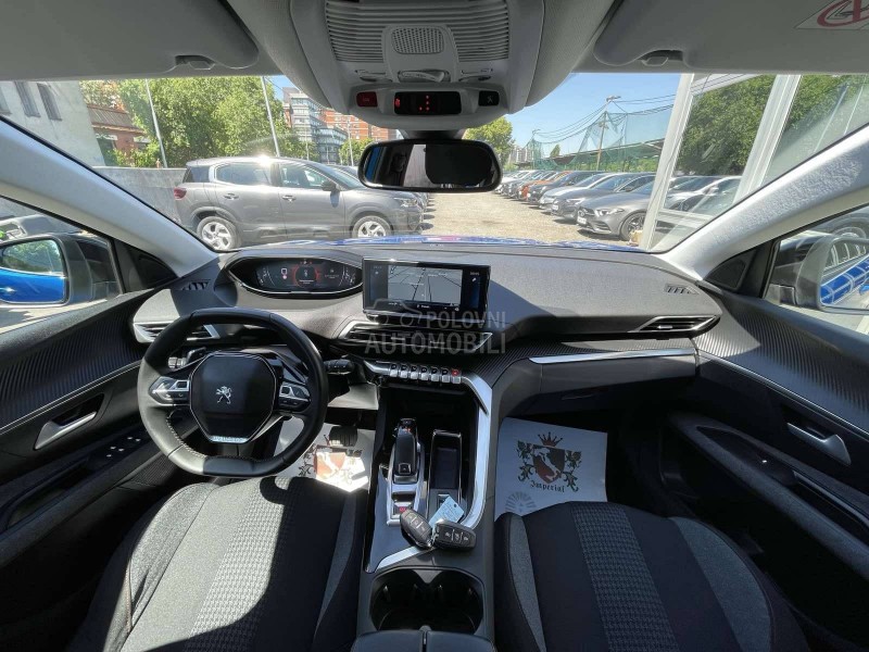 Peugeot 3008 1.2 B Autom