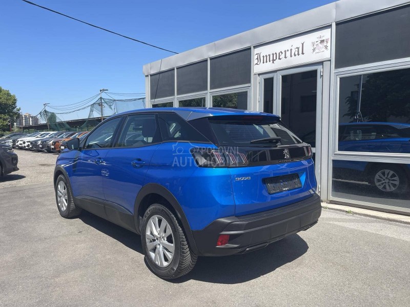 Peugeot 3008 1.2 B Autom