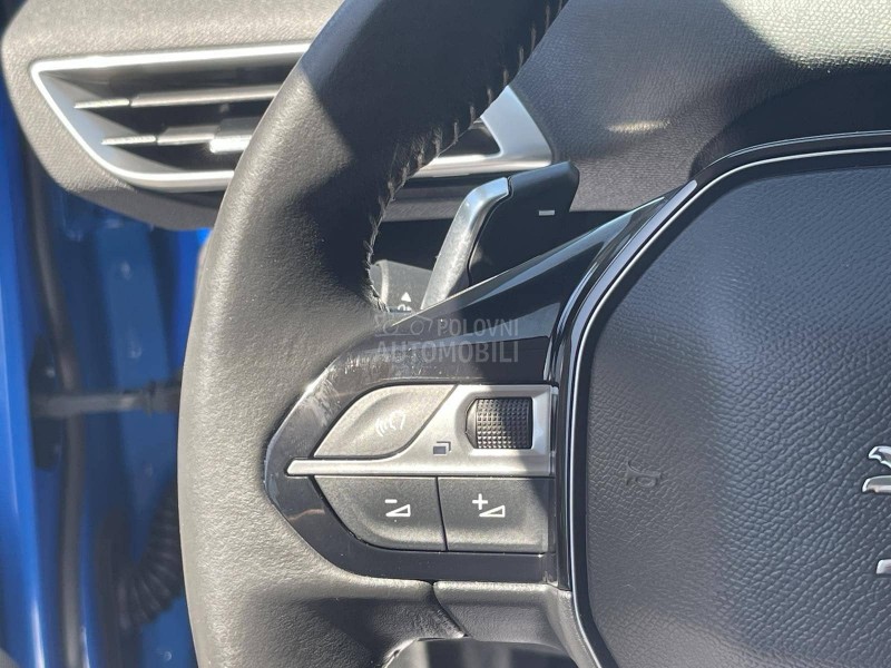 Peugeot 3008 1.2 B Autom