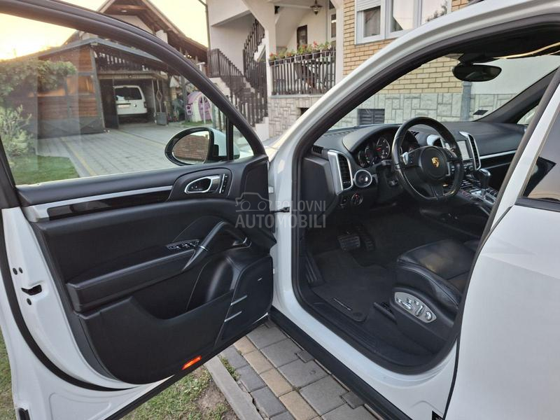 Porsche Cayenne 3.0d. ful
