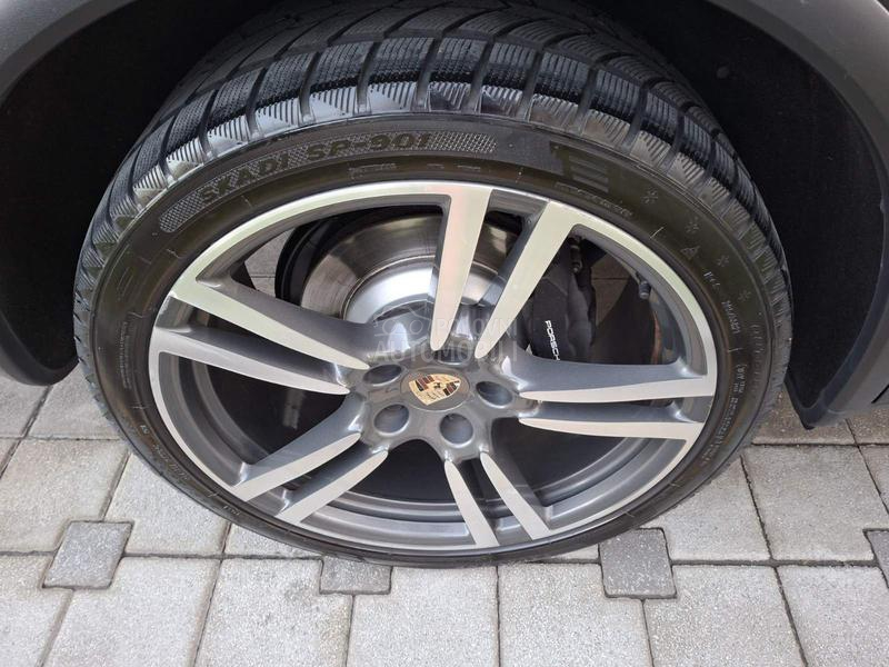 Porsche Cayenne 3.0d. ful