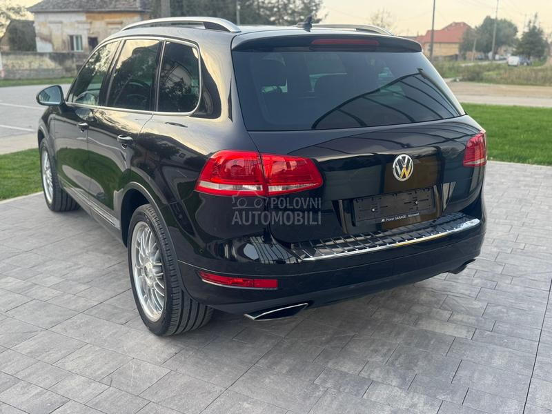 Volkswagen Touareg 4.2 TDI  R-LINE