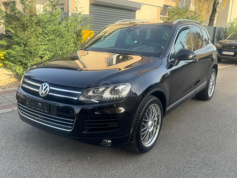 Volkswagen Touareg 4.2 TDI  R-LINE