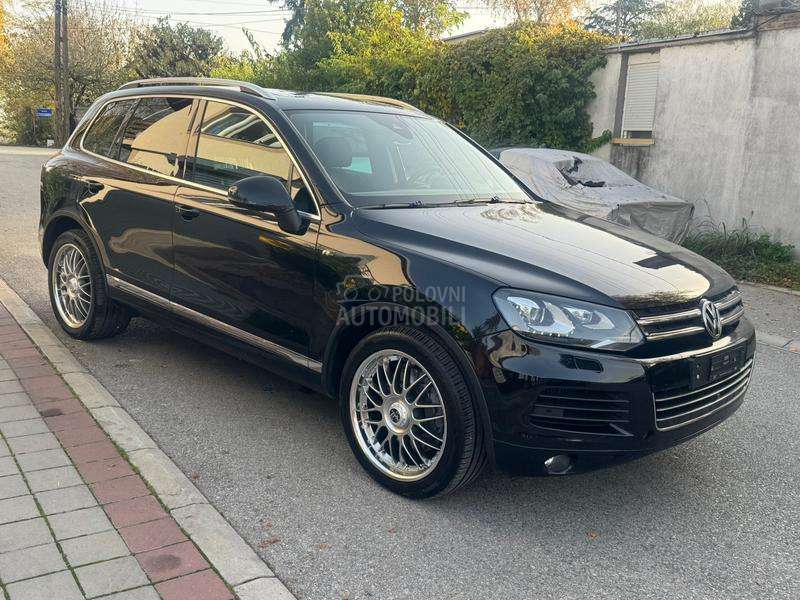 Volkswagen Touareg 4.2 TDI  R-LINE