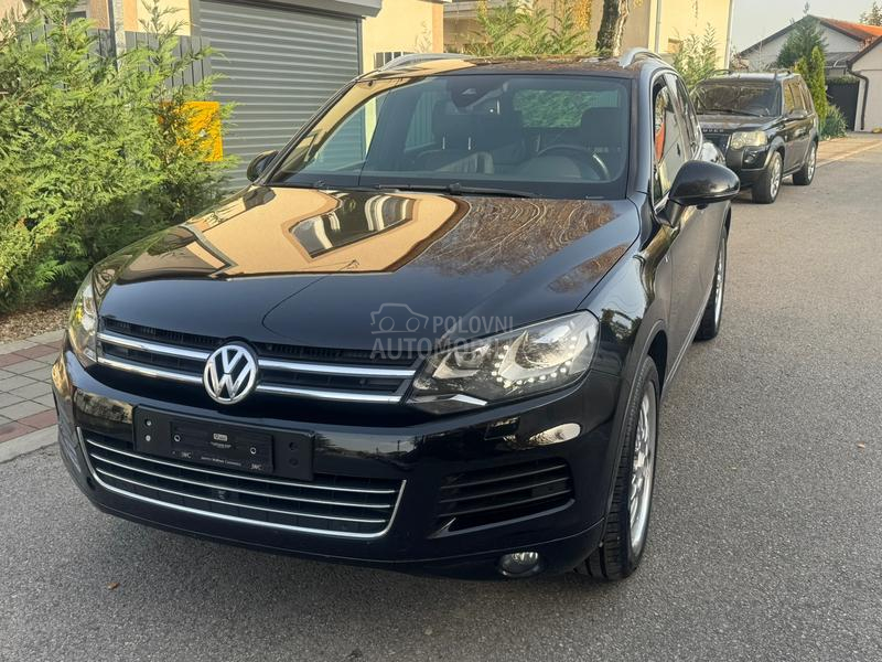 Volkswagen Touareg 4.2 TDI  R-LINE