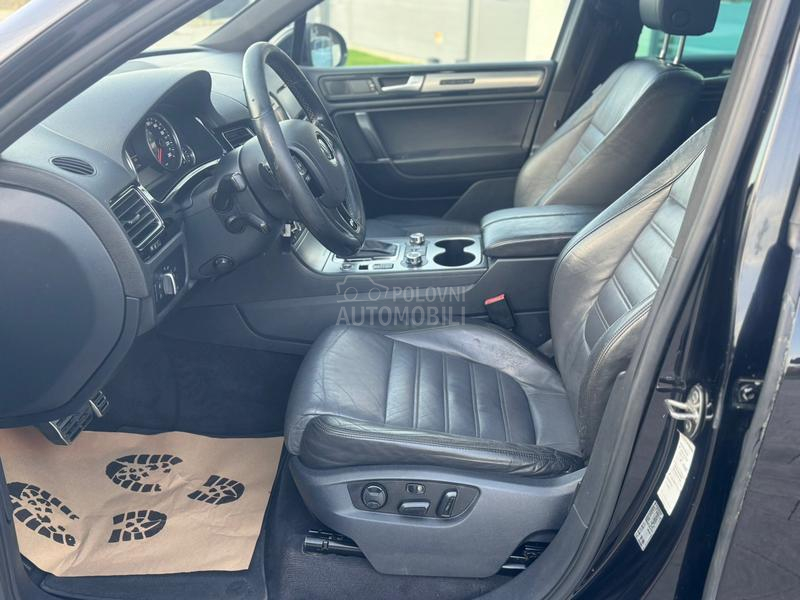 Volkswagen Touareg 4.2 TDI  R-LINE