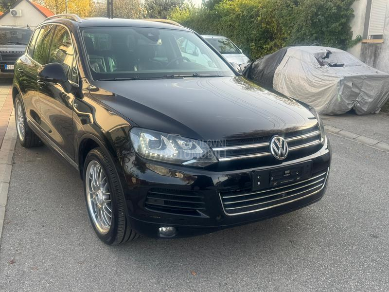 Volkswagen Touareg 4.2 TDI  R-LINE