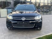Volkswagen Touareg 4.2 TDI  R-LINE