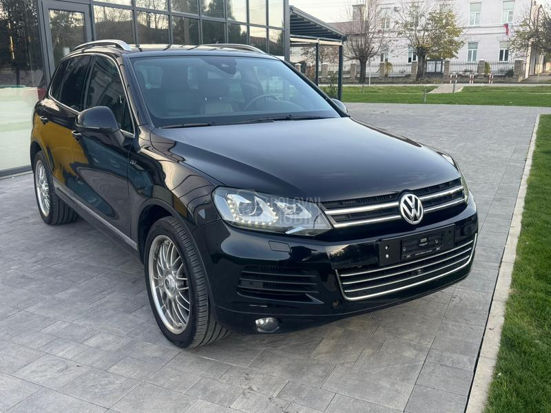Volkswagen Touareg 4.2 TDI  R-LINE