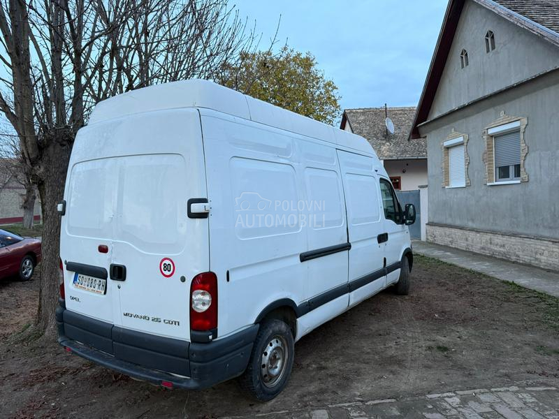 Opel Movano 
