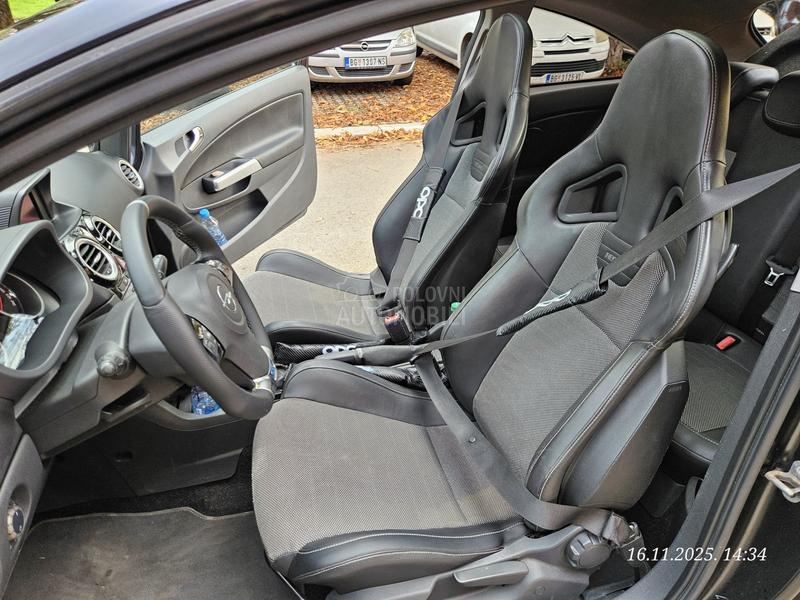 Opel Corsa D OPC