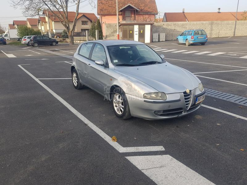 Alfa Romeo 147 regdugooo