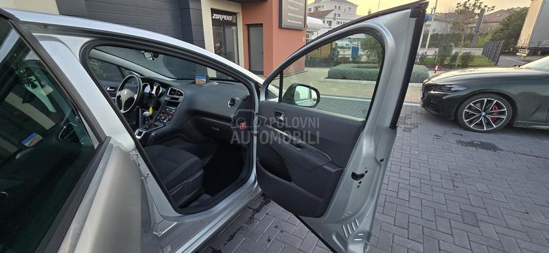 Peugeot 5008 1.6HDI/ o p i s