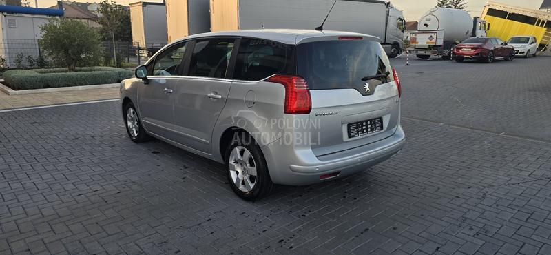 Peugeot 5008 1.6HDI/ o p i s