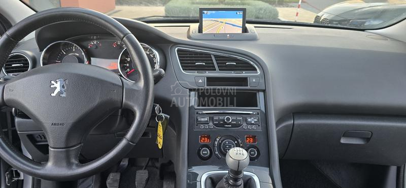 Peugeot 5008 1.6HDI/ o p i s