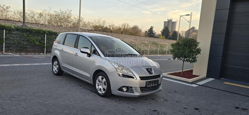 Peugeot 5008 1.6HDI/ o p i s